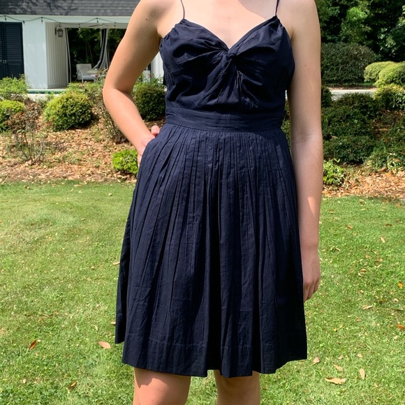 NWT New Navy GAP Pleated Sundress with Pockets 4 - Picture 2 of 7